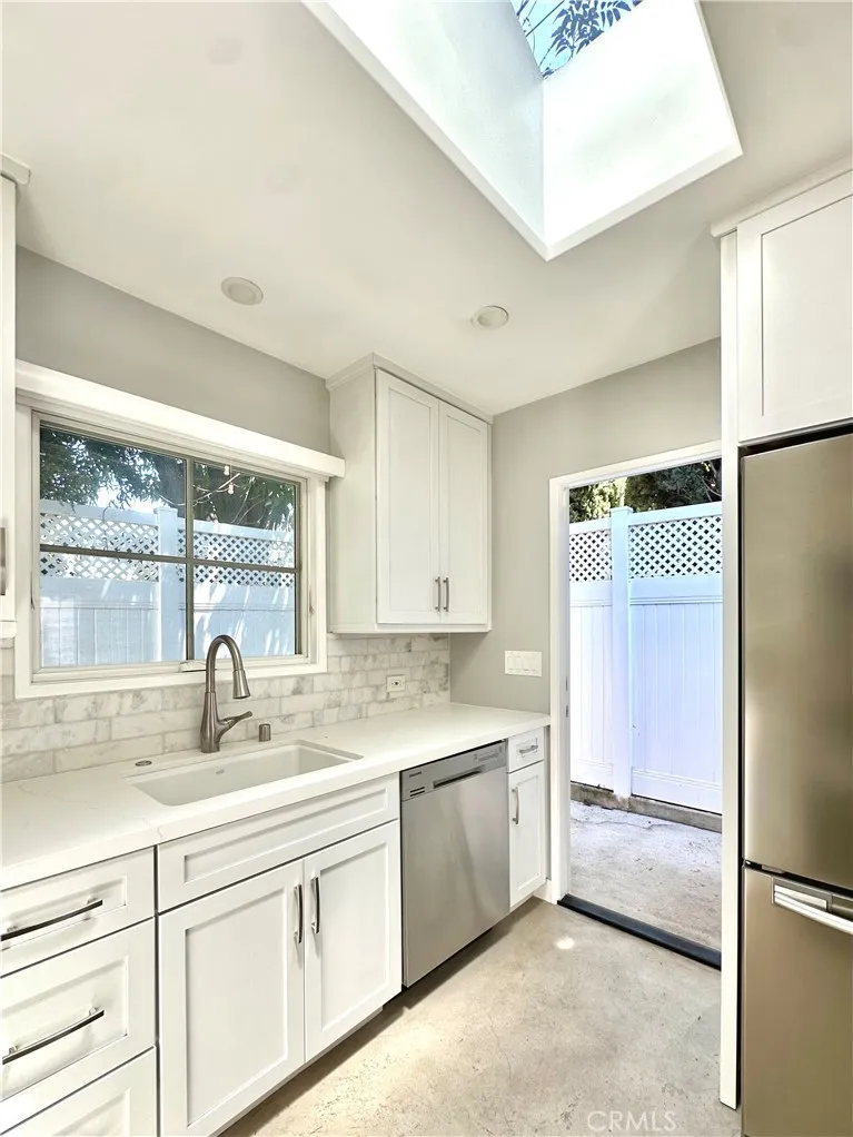 1820 S Wooster Street Los Angeles, CA 90035