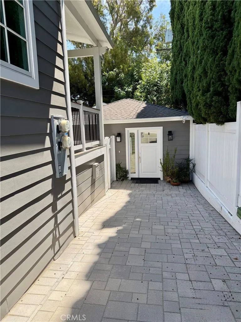 1820 S Wooster Street Los Angeles, CA 90035