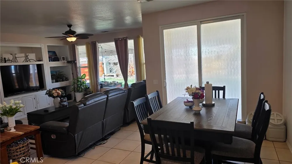12324 Firefly Victorville, CA 92392