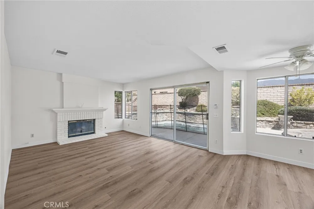 11356 Verona Rancho Cucamonga, CA 91701