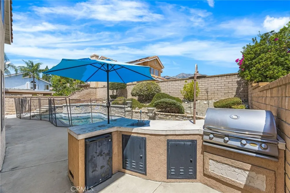 11356 Verona Rancho Cucamonga, CA 91701