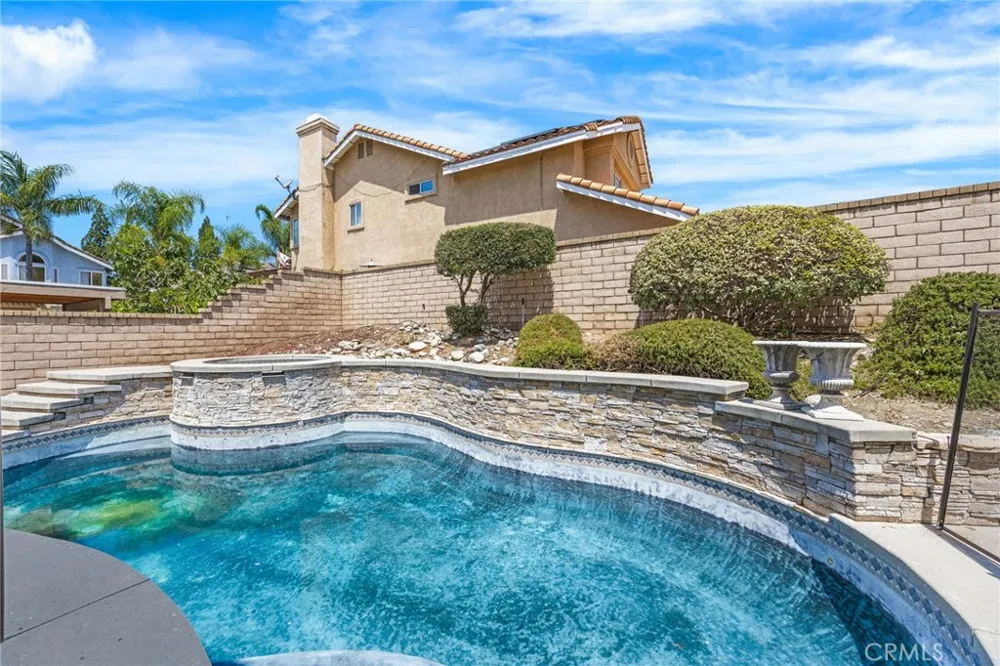 11356 Verona Rancho Cucamonga, CA 91701