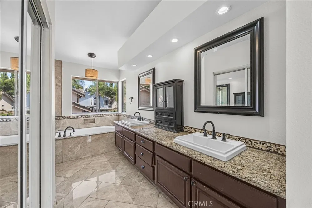 11356 Verona Rancho Cucamonga, CA 91701