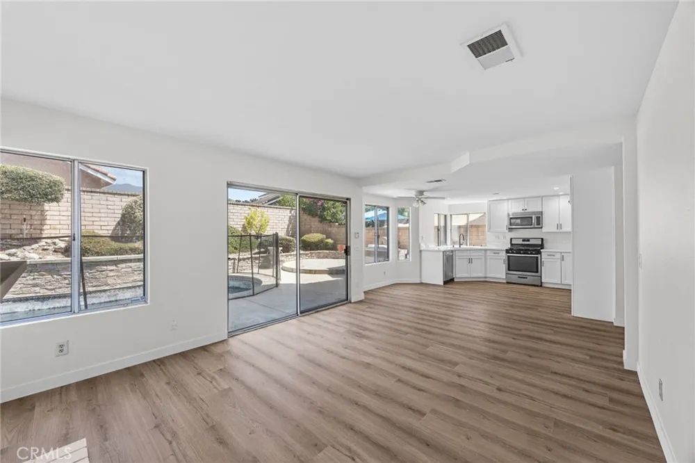 11356 Verona Rancho Cucamonga, CA 91701