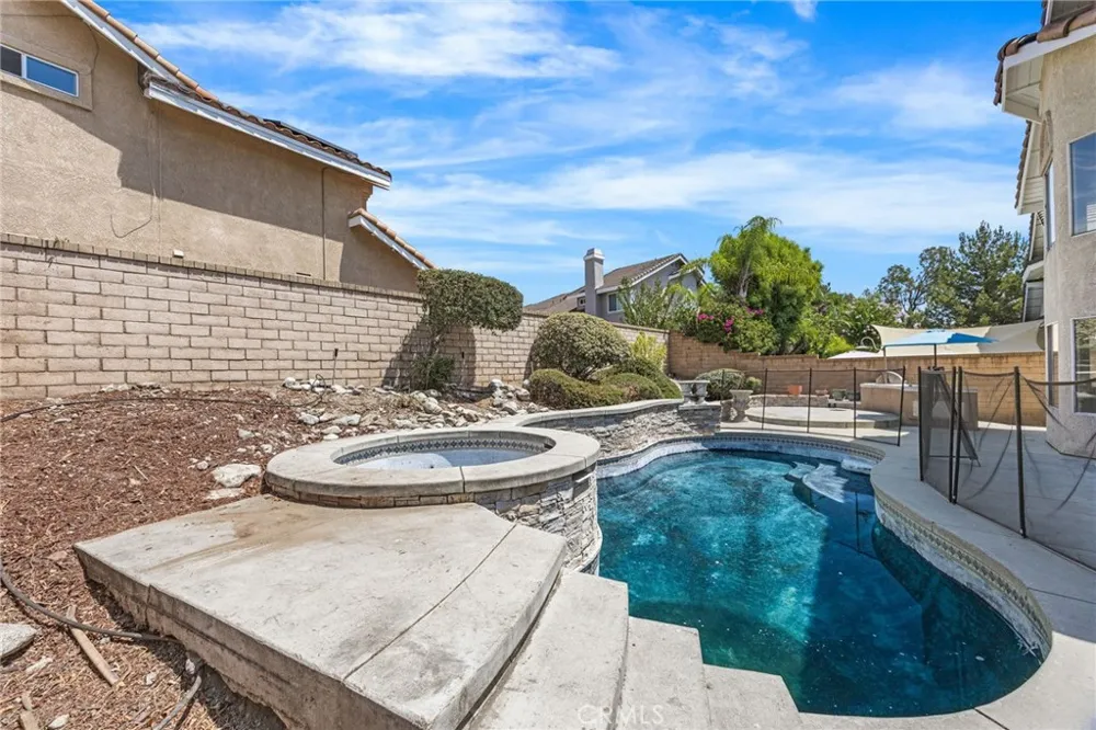11356 Verona Rancho Cucamonga, CA 91701