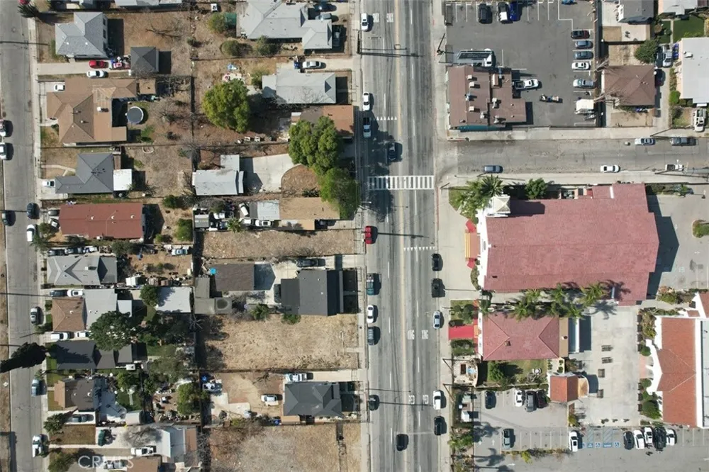 1445 W 5th San Bernardino, CA 92411