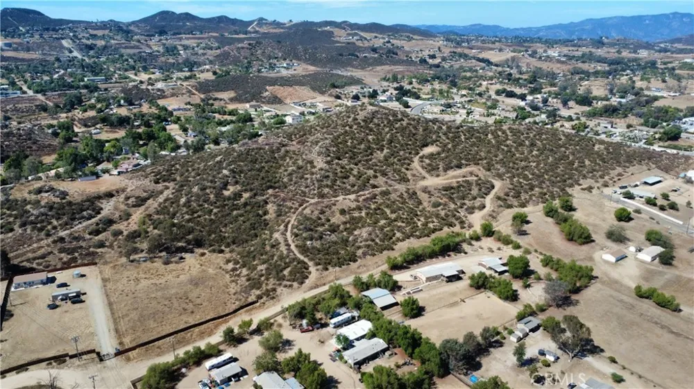 1 Wickerd Road Menifee, CA 92584