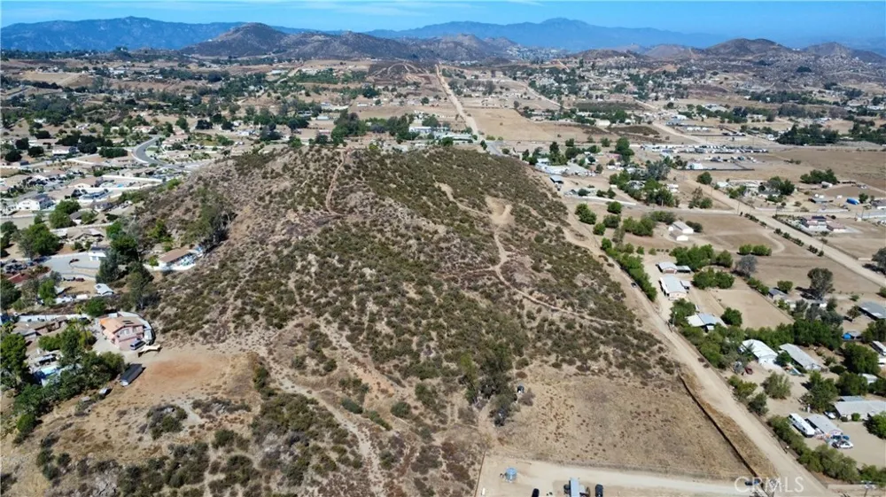1 Wickerd Road Menifee, CA 92584