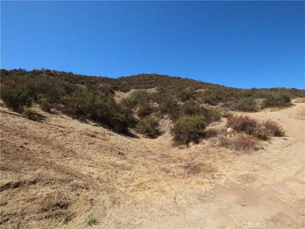 1 Wickerd Road Menifee, CA 92584