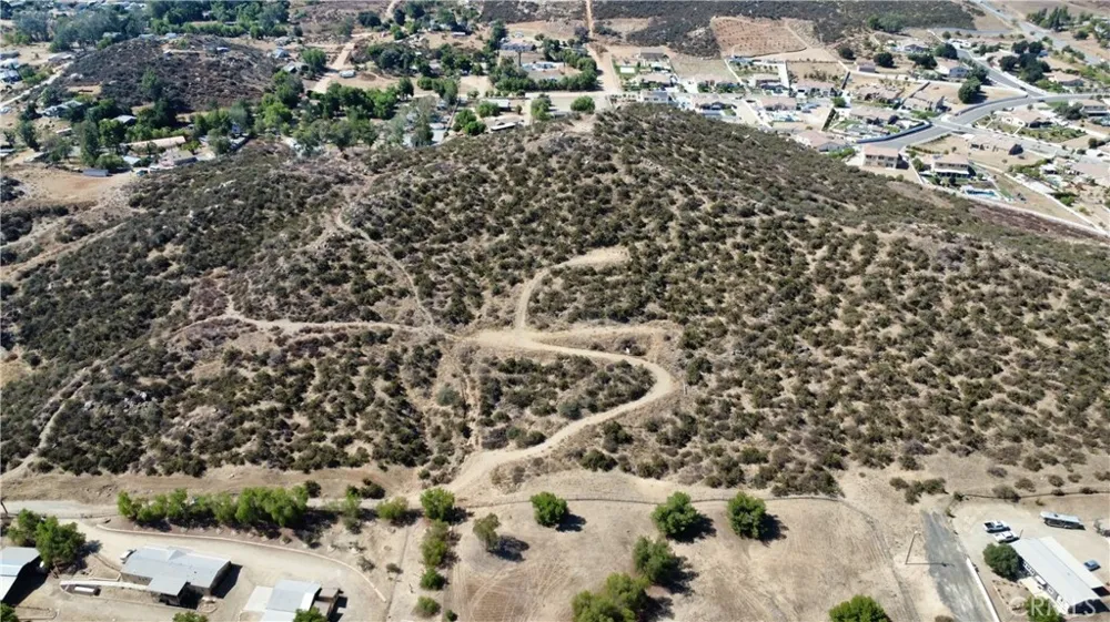 1 Wickerd Road Menifee, CA 92584