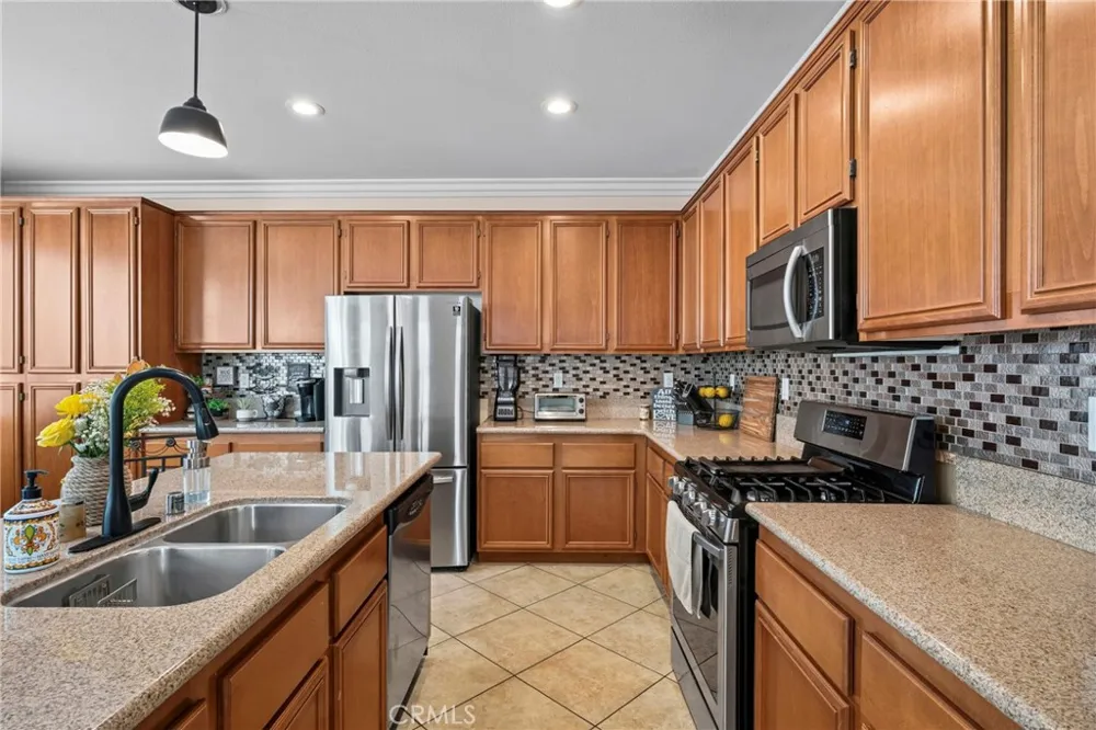 3875 Taconite San Bernardino, CA 92407