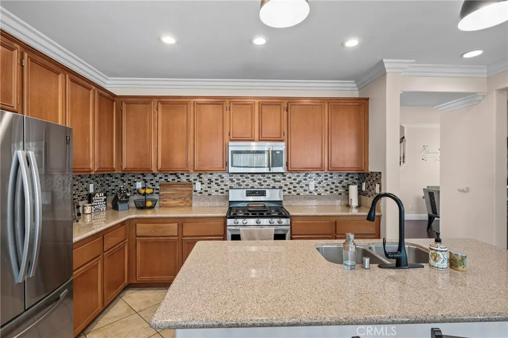 3875 Taconite San Bernardino, CA 92407