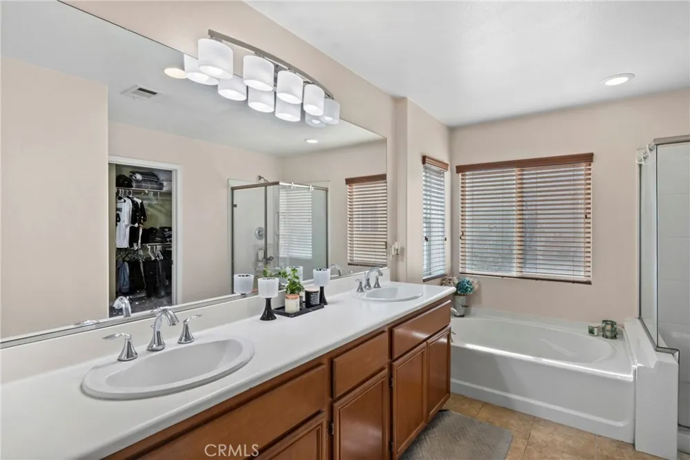 3875 Taconite San Bernardino, CA 92407