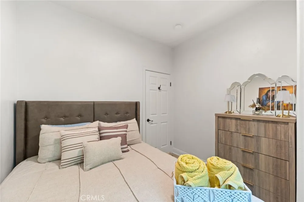 24599 Geneva Dr Crestline, CA 92325