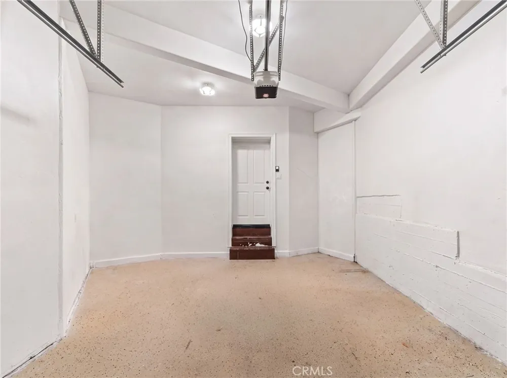 24599 Geneva Dr Crestline, CA 92325