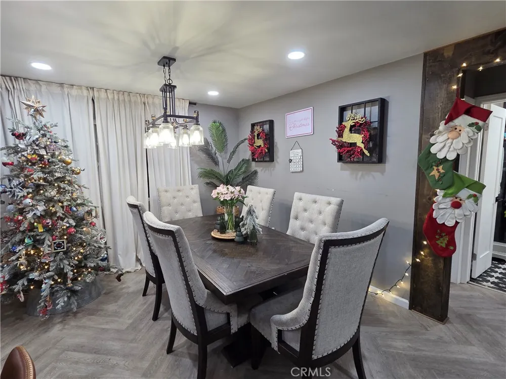 651 RECORD East Los Angeles, CA 90023