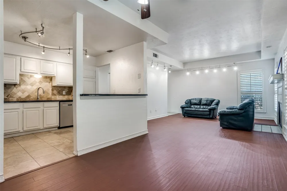 3100 Devonshire Drive #112 Plano, TX 75075