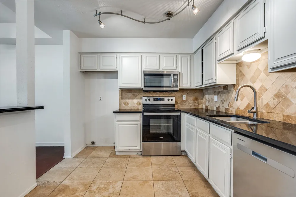 3100 Devonshire Drive #112 Plano, TX 75075