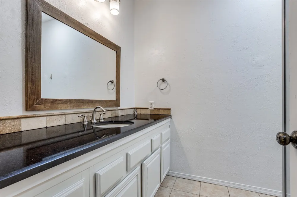 3100 Devonshire Drive #112 Plano, TX 75075