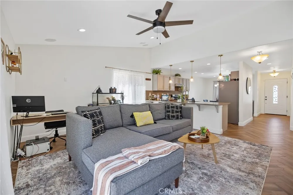 444 Amador Visalia, CA 93292