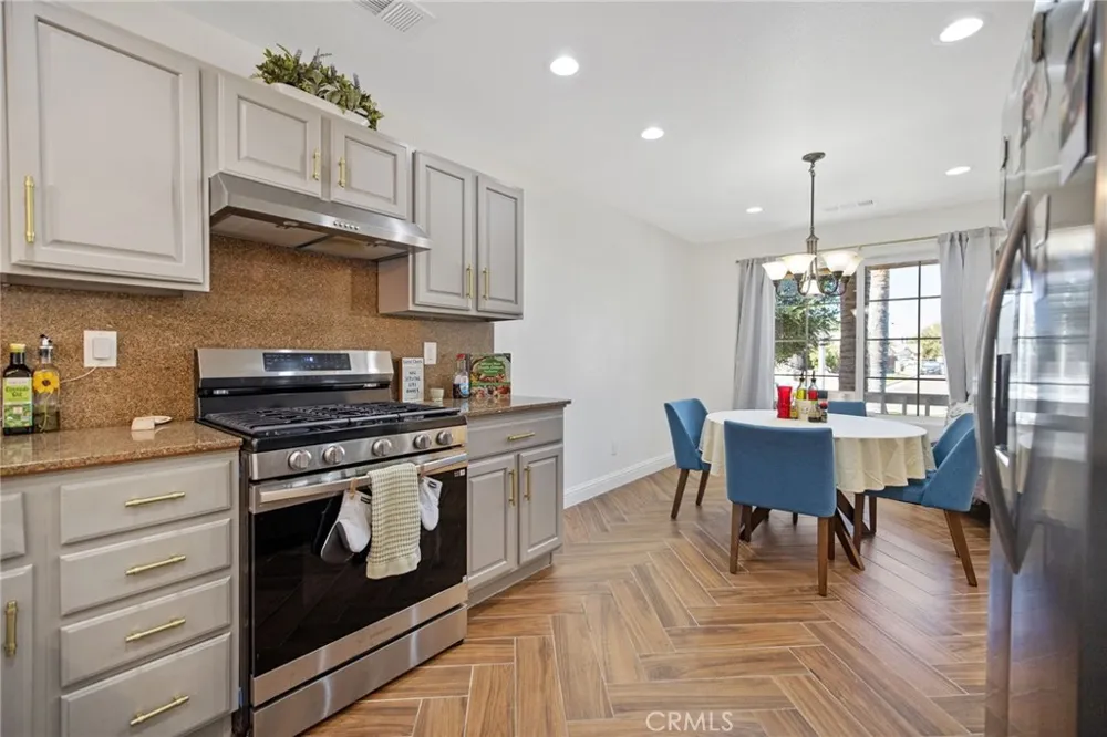 444 Amador Visalia, CA 93292