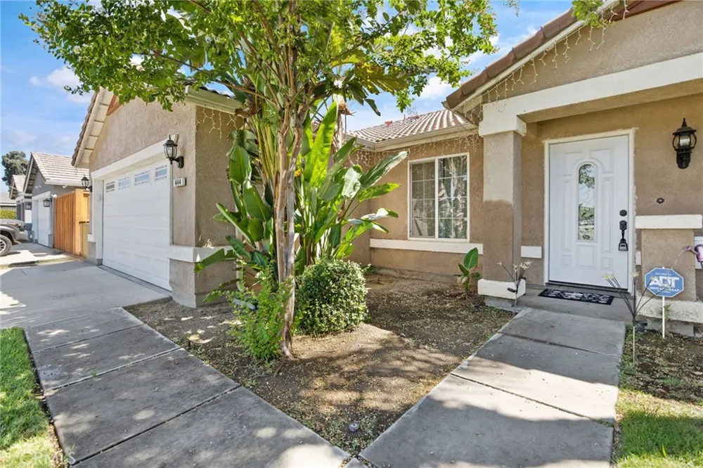 444 Amador Visalia, CA 93292