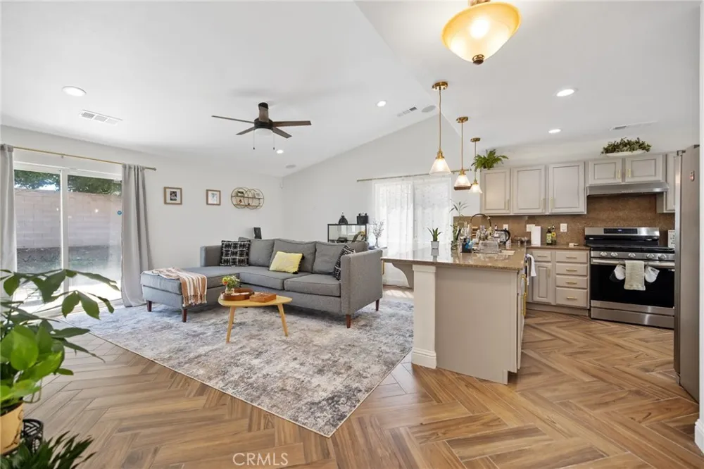 444 Amador Visalia, CA 93292