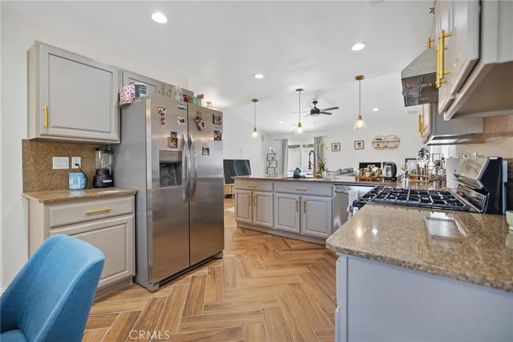 444 Amador Visalia, CA 93292