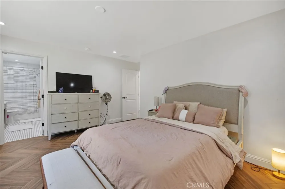 444 Amador Visalia, CA 93292