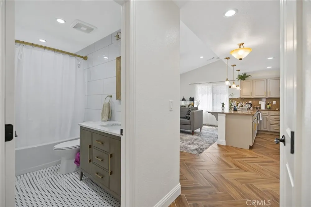 444 Amador Visalia, CA 93292