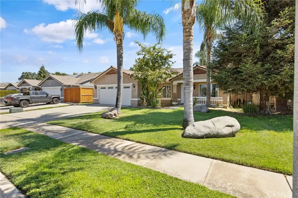 444 Amador Visalia, CA 93292