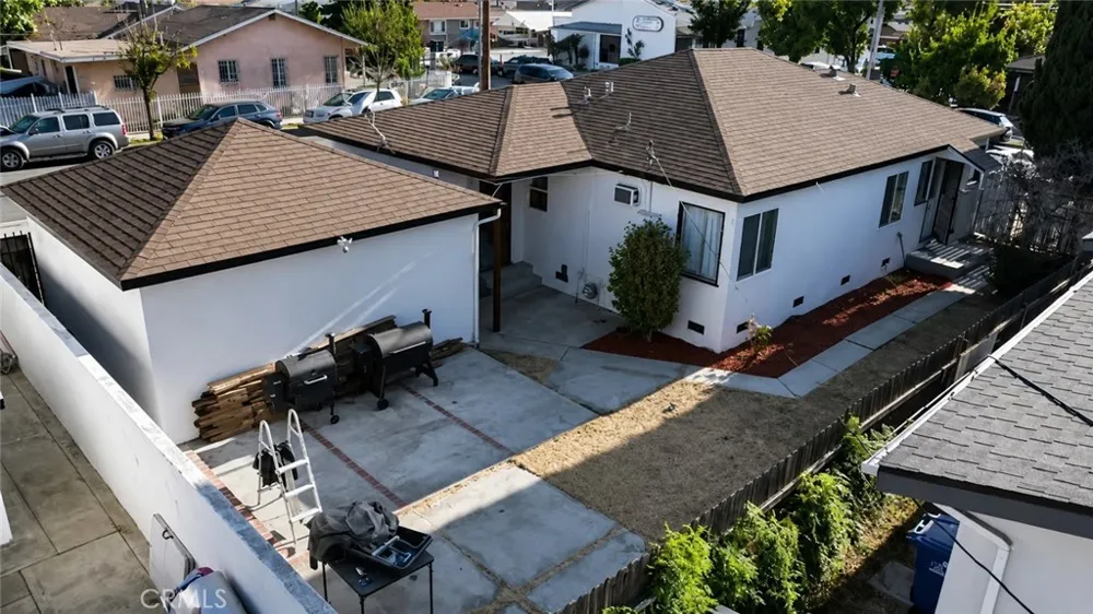 10142 San Carlos South Gate, CA 90280
