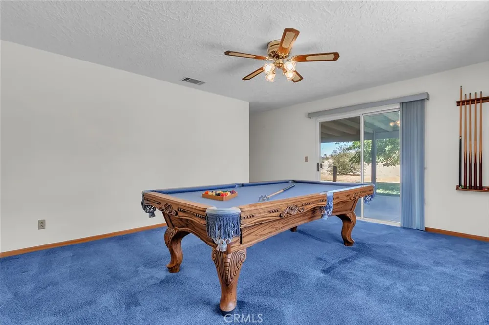 12445 Reata Apple Valley, CA 92308