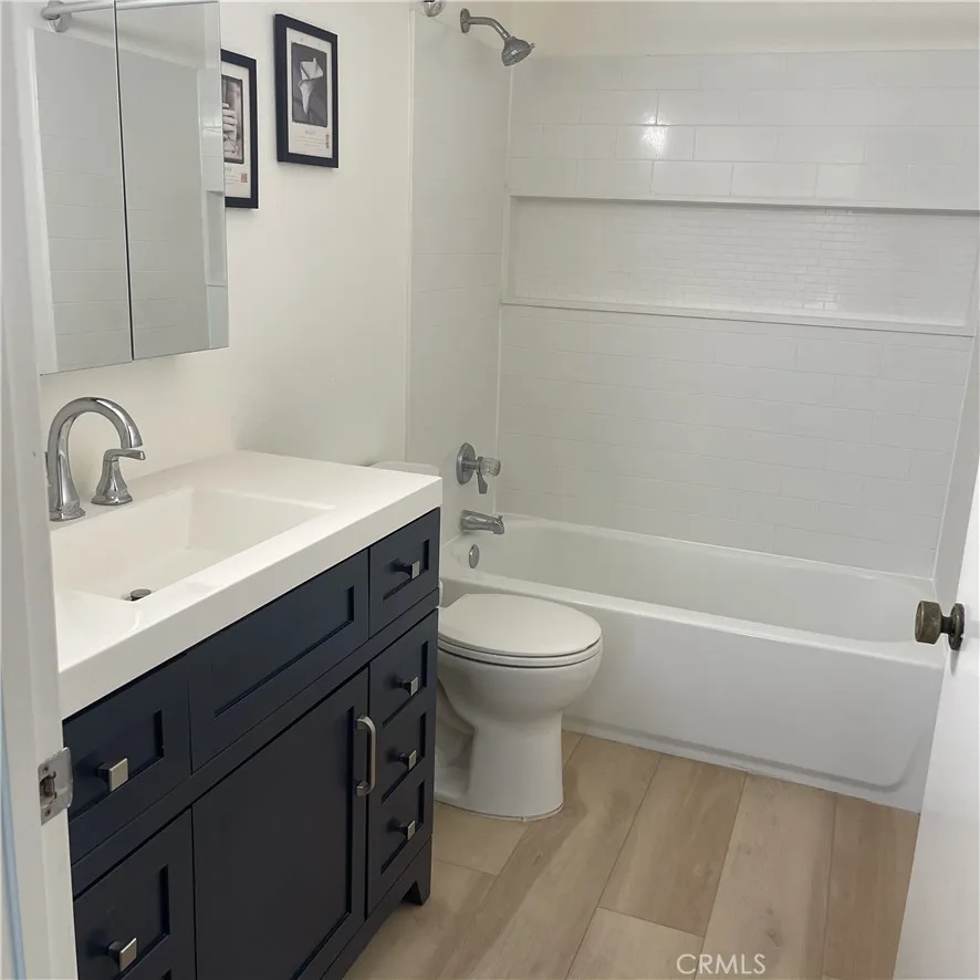 14013 Bayside Norwalk, CA 90650