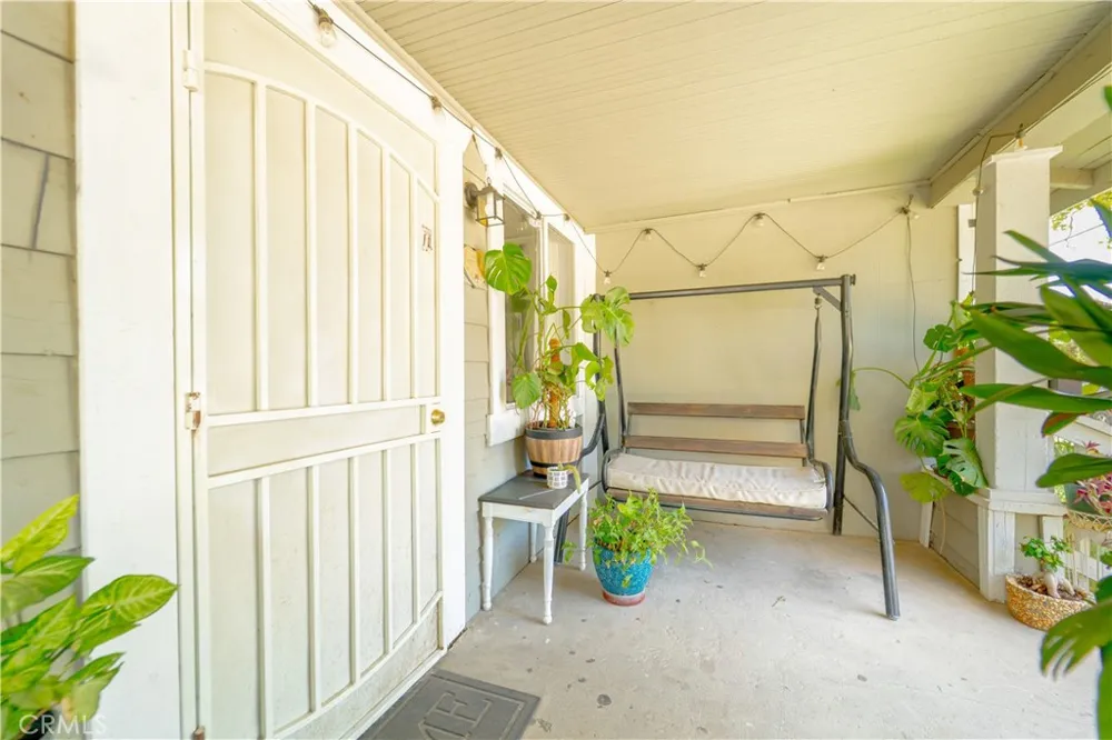 632 College Fresno, CA 93728