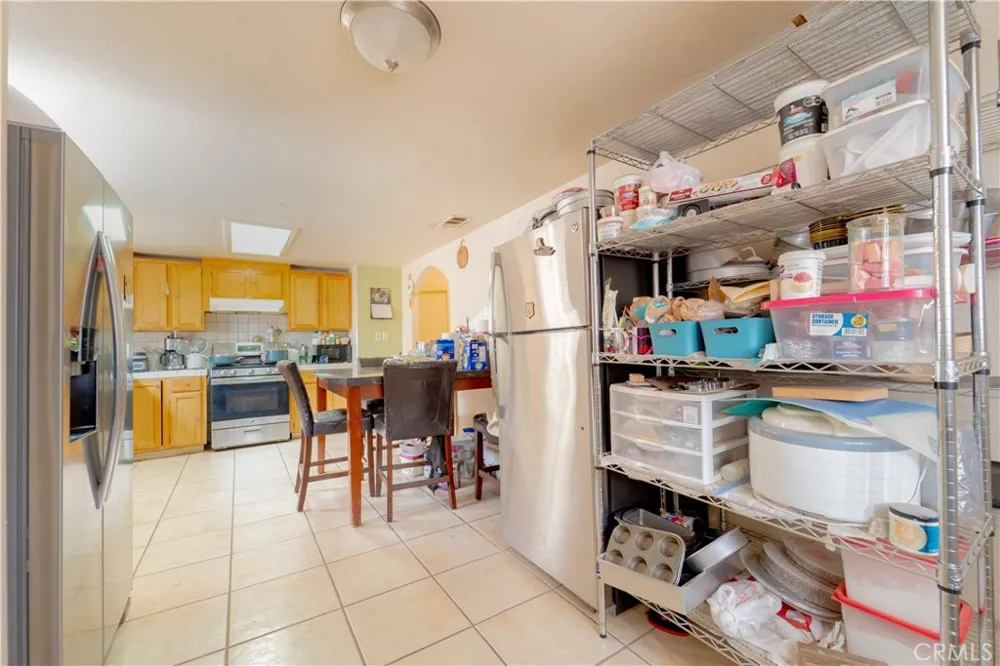 632 College Fresno, CA 93728