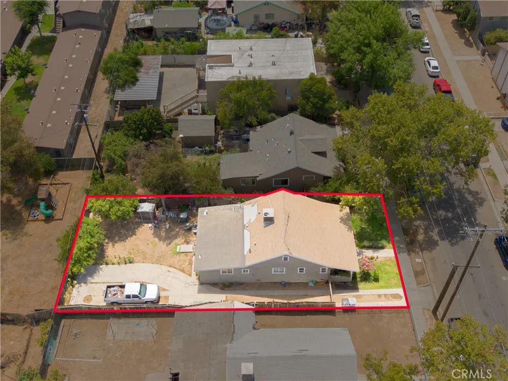 632 College Fresno, CA 93728