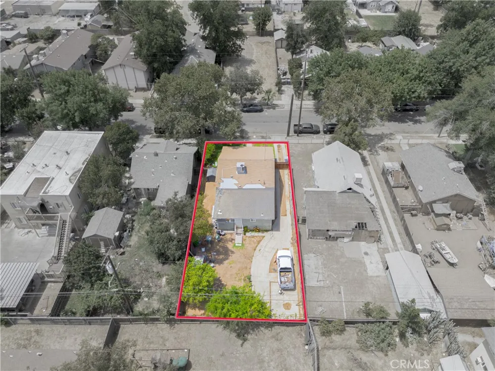 632 College Fresno, CA 93728