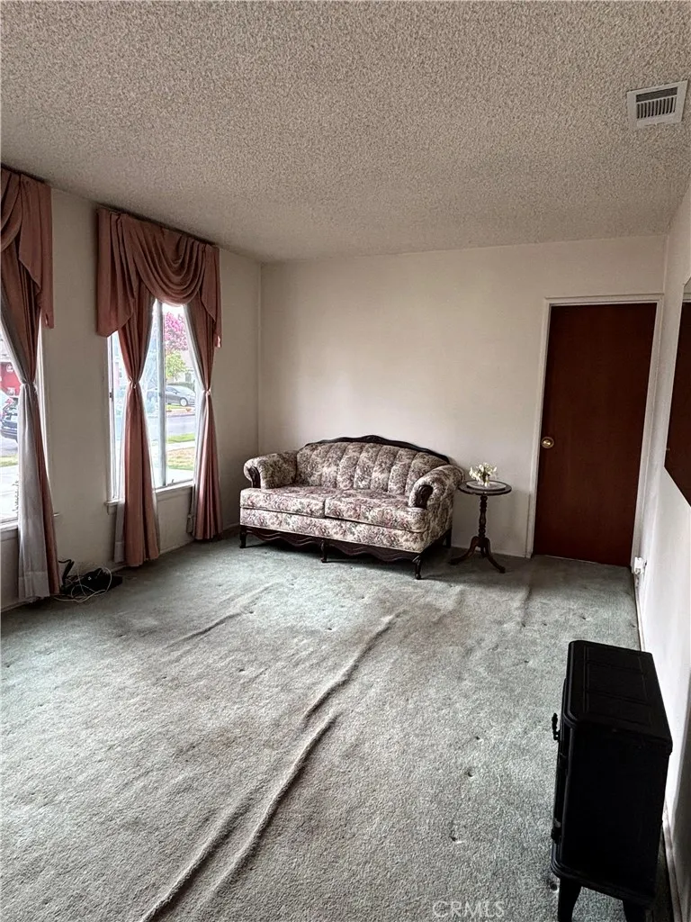 10523 Stonybrook South Gate, CA 90280