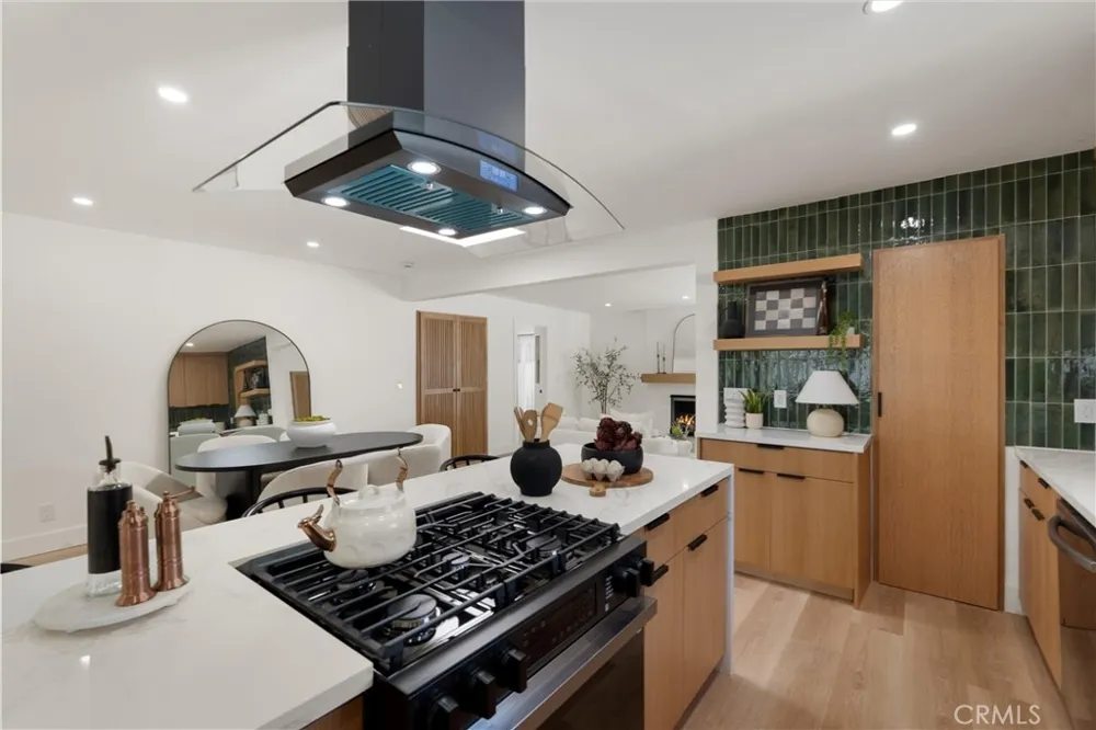 2546 Maricopa Torrance, CA 90503