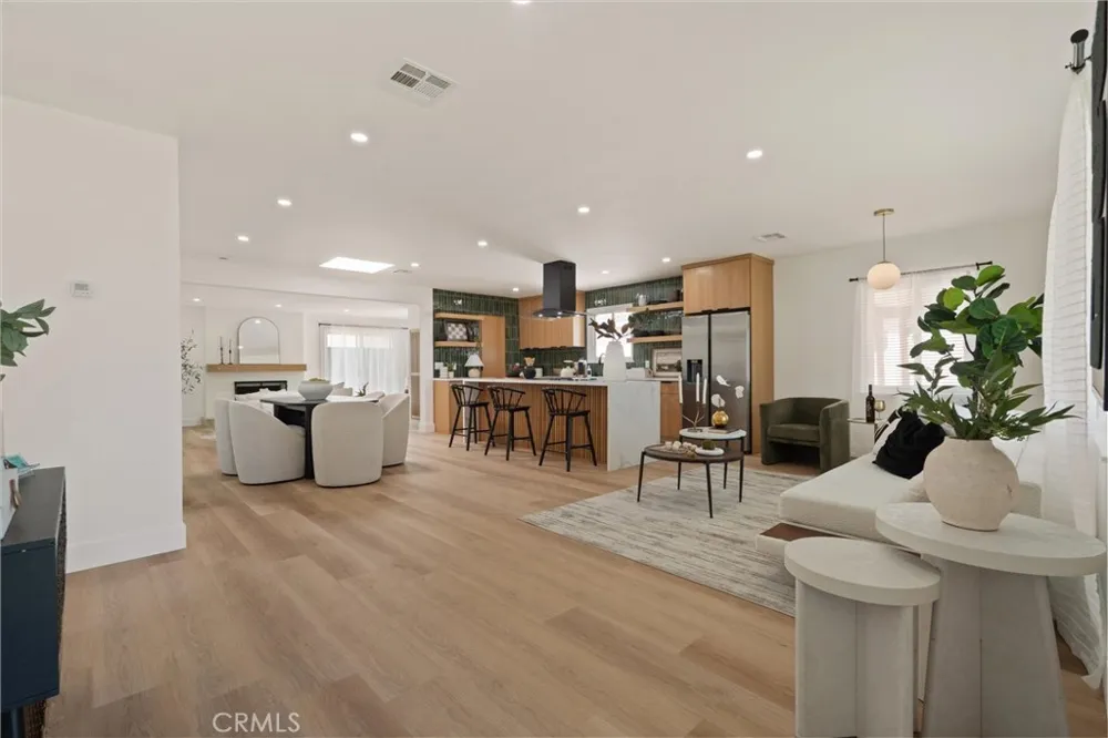 2546 Maricopa Torrance, CA 90503