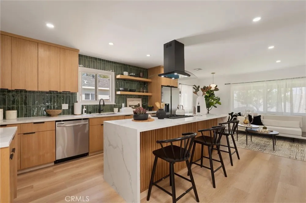 2546 Maricopa Torrance, CA 90503