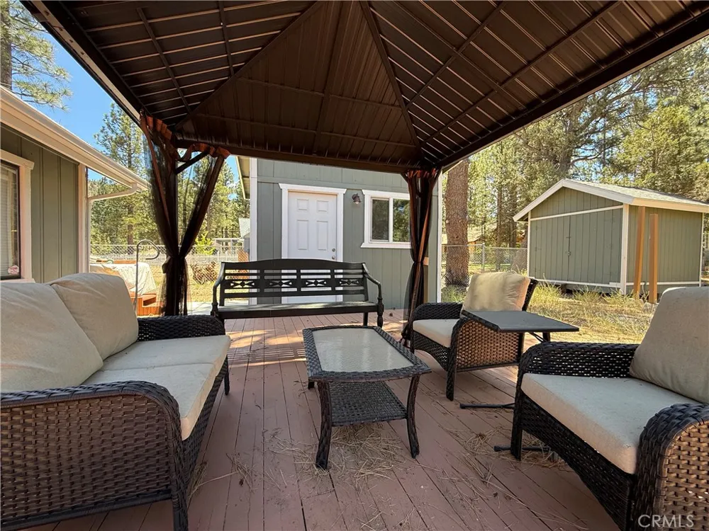 1051 Ash Big Bear City, CA 92314