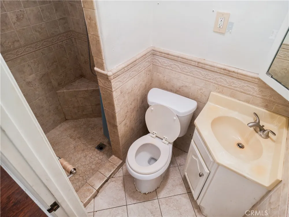 9358 Claymore Pico Rivera, CA 90660
