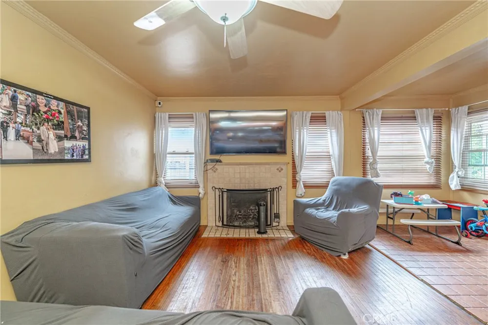 4624 W 116th Street Hawthorne, CA 90250