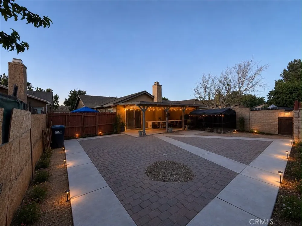 2870 Nandina Drive Palmdale, CA 93550