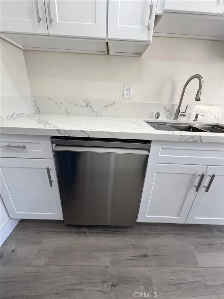 12545 Cuesta Cerritos, CA 90703