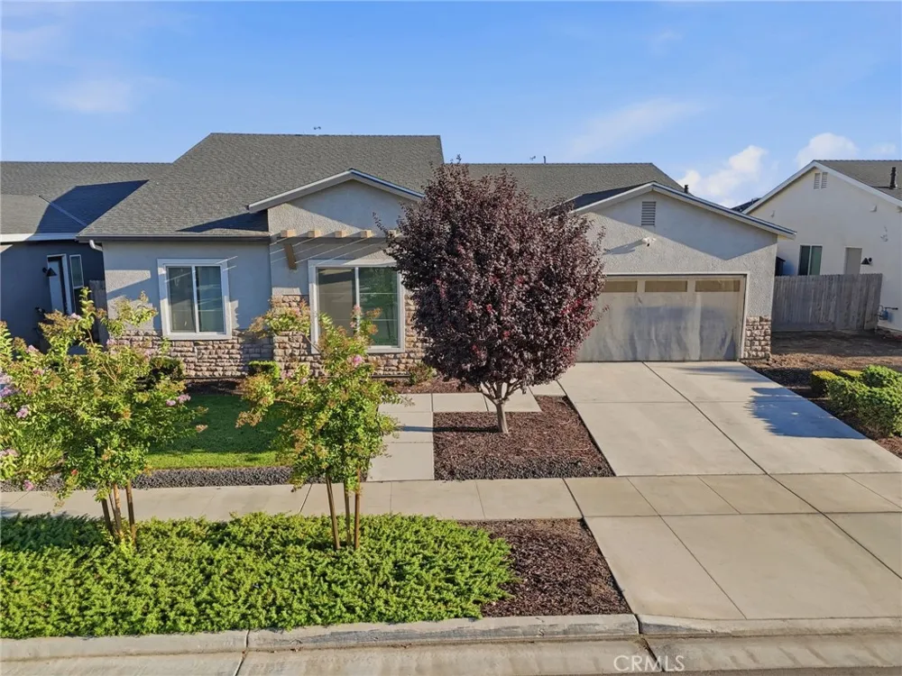 2407 W Andrew Hanford, CA 93230