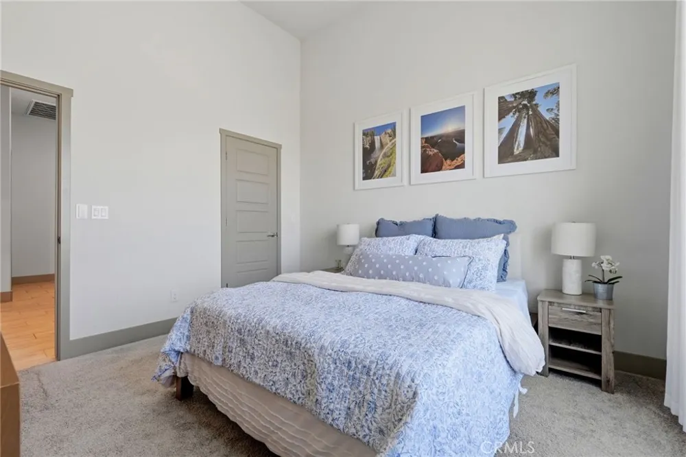 2407 W Andrew Hanford, CA 93230