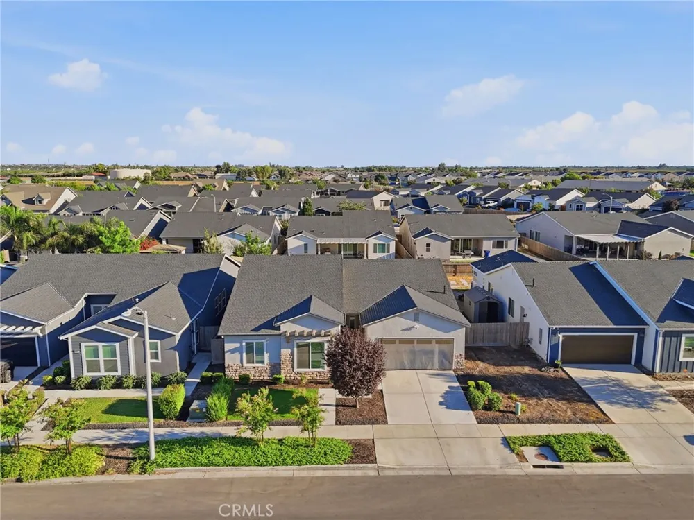 2407 W Andrew Hanford, CA 93230